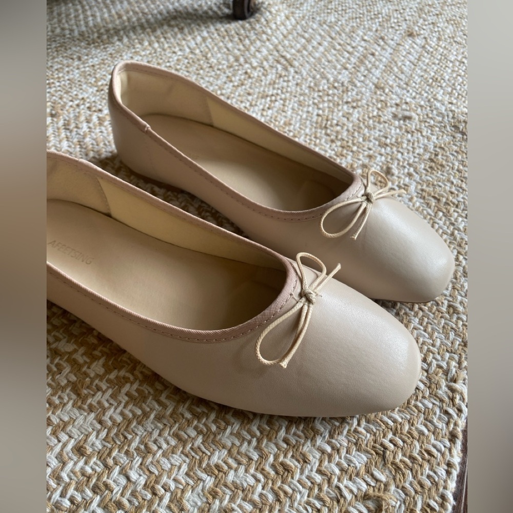 Brand new ballet flats